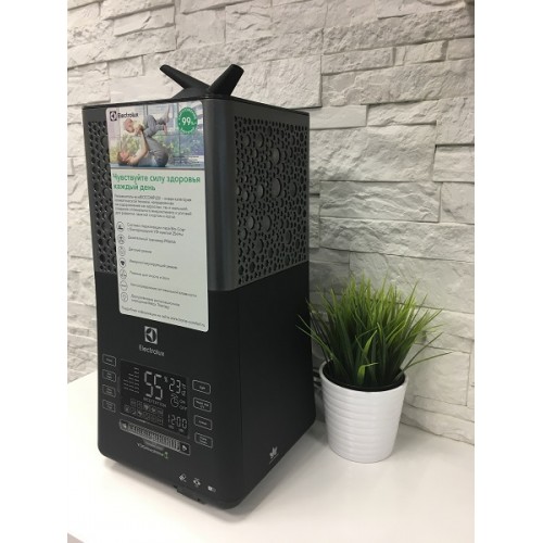 Увлажнитель воздуха Electrolux EHU-3810D