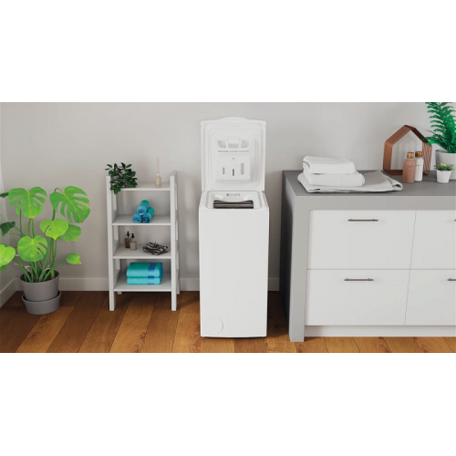 Стиральная машина Indesit BTW L60400