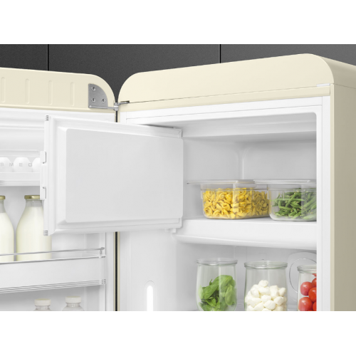 Однокамерный холодильник Smeg FAB28LCR5