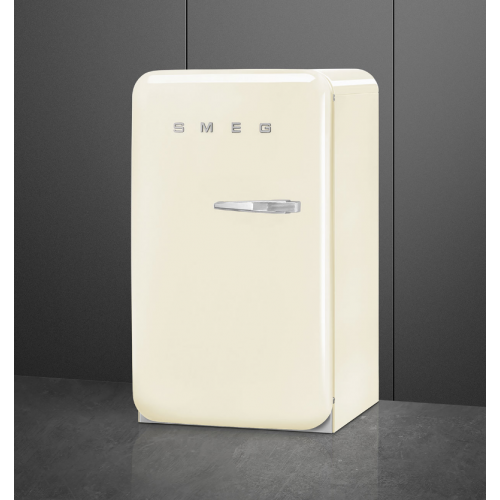 Однокамерный холодильник Smeg FAB10HLCR5
