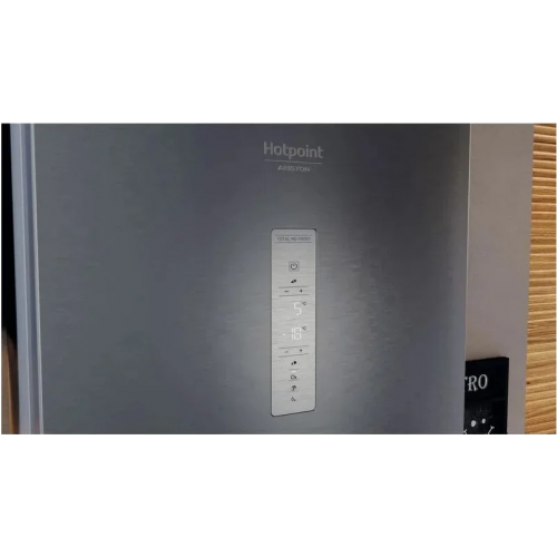 Холодильник с морозильником Hotpoint-Ariston HTW 8202I MX