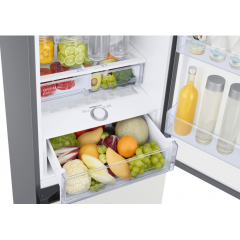 Холодильник с морозильником Samsung RB38A6B6F39