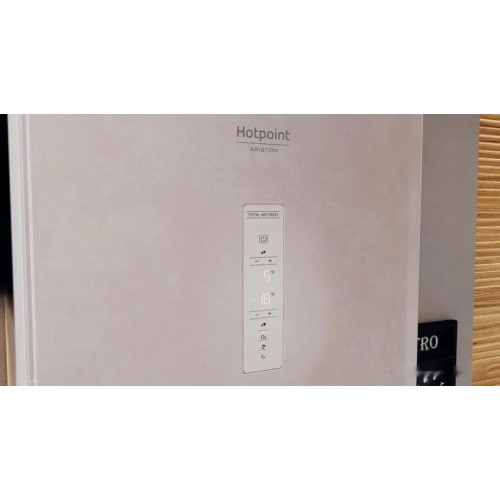Холодильник Hotpoint-Ariston HTS 7200 M O3