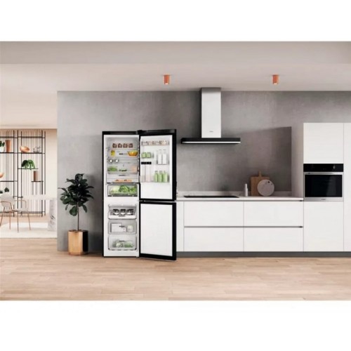 Холодильник с нижней морозильной камерой Whirlpool W7X 82O K