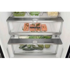 Холодильник с нижней морозильной камерой Whirlpool W7X 93T KS