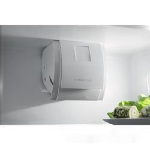 Холодильник Electrolux ENT7TF18S