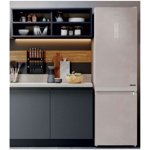 Холодильник с морозильником Hotpoint-Ariston HT 7201I M O3