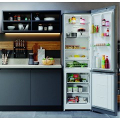 Холодильник с морозильником Hotpoint-Ariston HT 5201I S