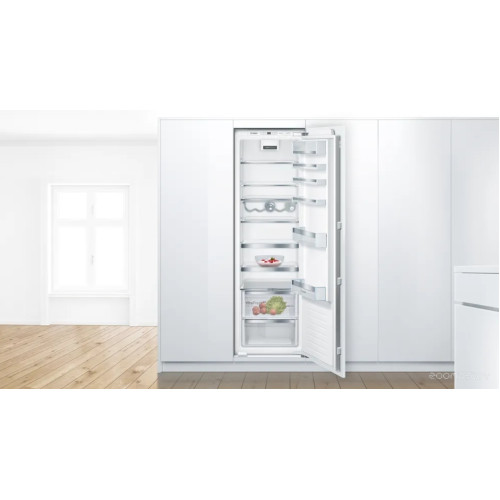 Холодильник Bosch Serie 6 KIR81AFE0