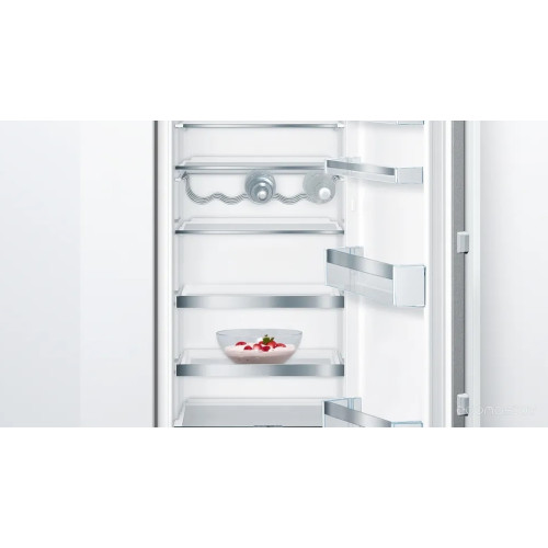 Холодильник Bosch Serie 6 KIR81AFE0