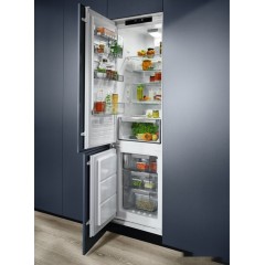 Холодильник Electrolux LNS6TE19S