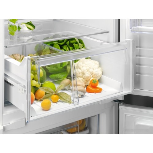 Холодильник Electrolux LNS8FF19S