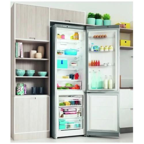 Холодильник с нижней морозильной камерой Indesit ITS 4200 XB