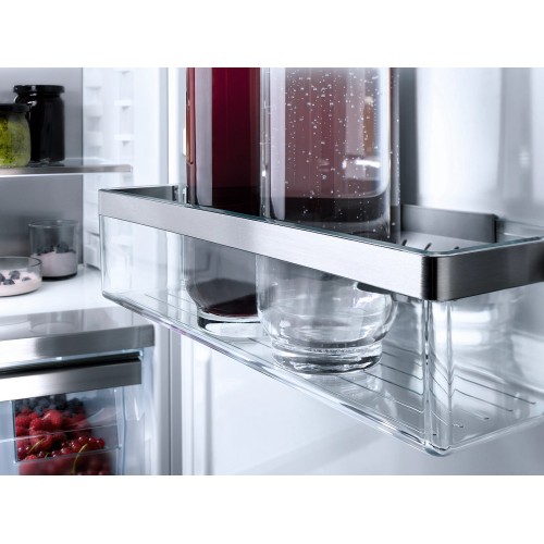 Однокамерный холодильник Miele K 7743 E