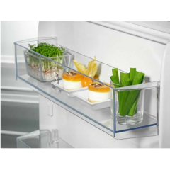 Холодильник с морозильником Electrolux ENT6MD18S3