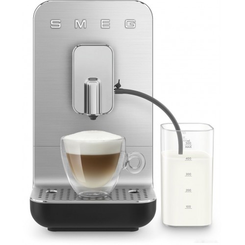 Кофемашина Smeg BCC13BLMEU