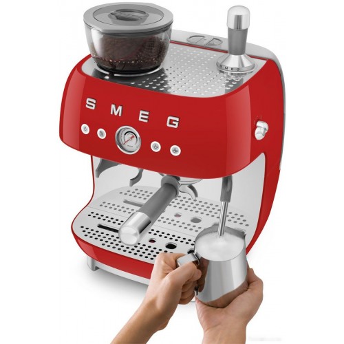 Рожковая кофеварка Smeg EGF03RDEU