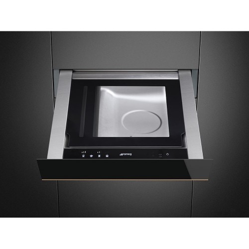 Вакуумный упаковщик Smeg Dolce Stil Novo CPV615NR