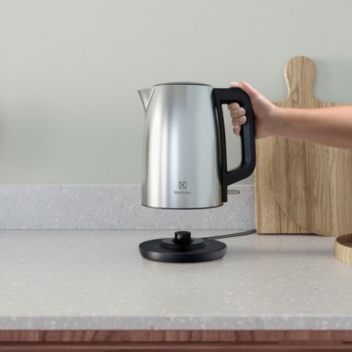 Электрический чайник Electrolux E3K1-3ST
