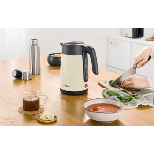 Электрический чайник Bosch TWK7L467