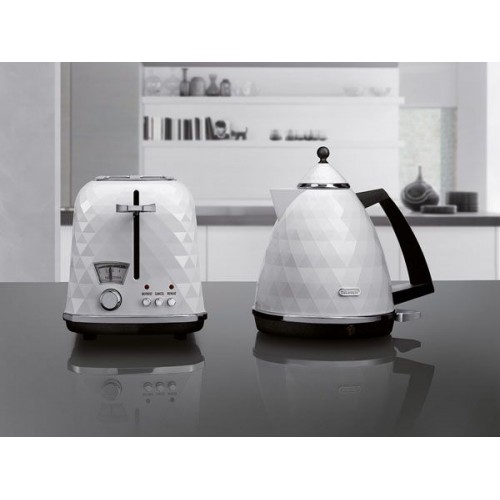 Электрический чайник Delonghi KBJ 2001.W