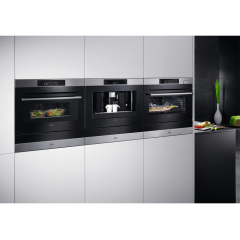 Духовой шкаф AEG KMR761000W