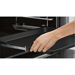 Духовой шкаф NEFF B58VT68H0