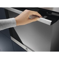 Духовой шкаф Electrolux SurroundCook 600 EOF3H00BX