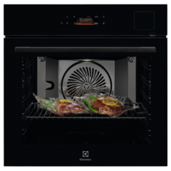 Духовой шкаф Electrolux SteamPro 900 EOABS39WZ