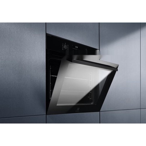 Духовой шкаф Electrolux SteamBake 600 EOD6F77WZ