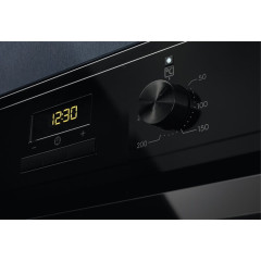 Духовой шкаф Electrolux SteamBake 600 EOD3H50BK