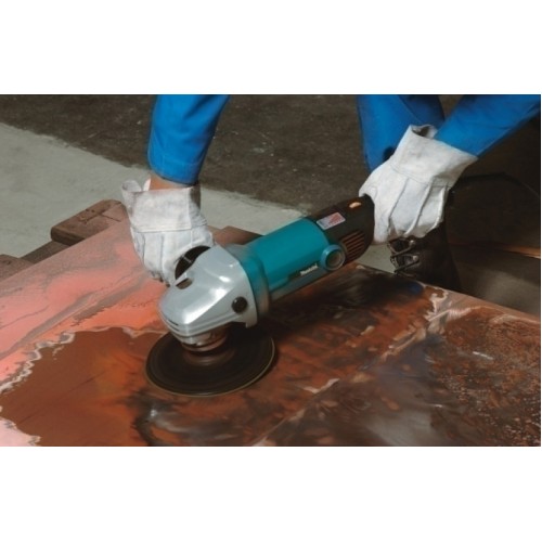 Угловая шлифмашина Makita SA7000C
