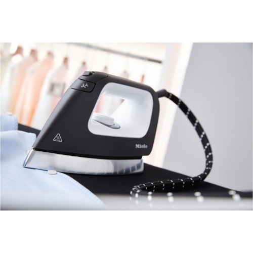 Гладильная станция Miele B 3312 Fashion Master 3.0