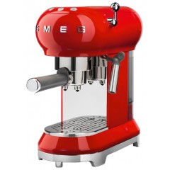 Кофеварка Smeg ECF01RDEU