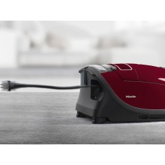 Пылесос Miele Complete C3 SGDA3 (ежевичный красный)