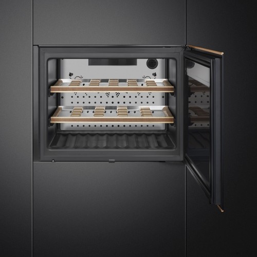 Винный шкаф Smeg CVI621RWNR3