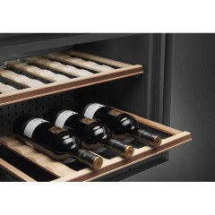 Винный шкаф Smeg CVI621LWNX3